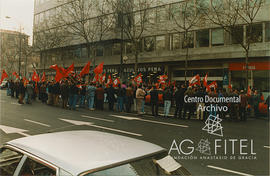 Concentración de delegados sindicales ante la sede de Inespal en Madrid