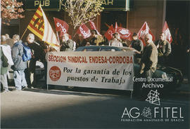 Concentración de protesta por la situación de Endesa frente a la sede de la Comisión Nacional de la Energía en Madrid