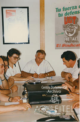 Reunión de UGT-Metal dirigida por Sánchez Cuenca